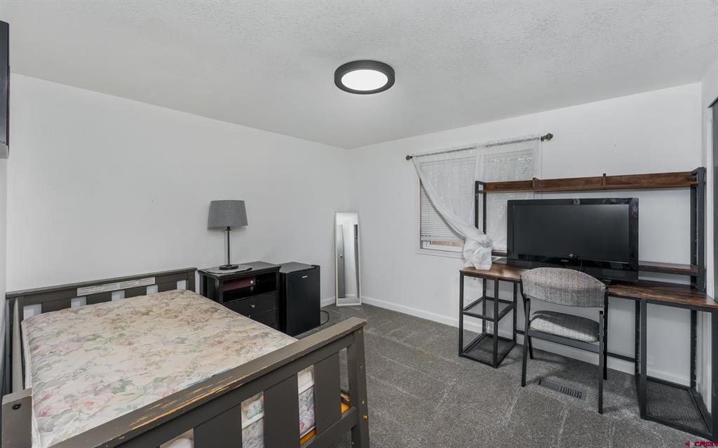641 S Broadway Property Photo 20