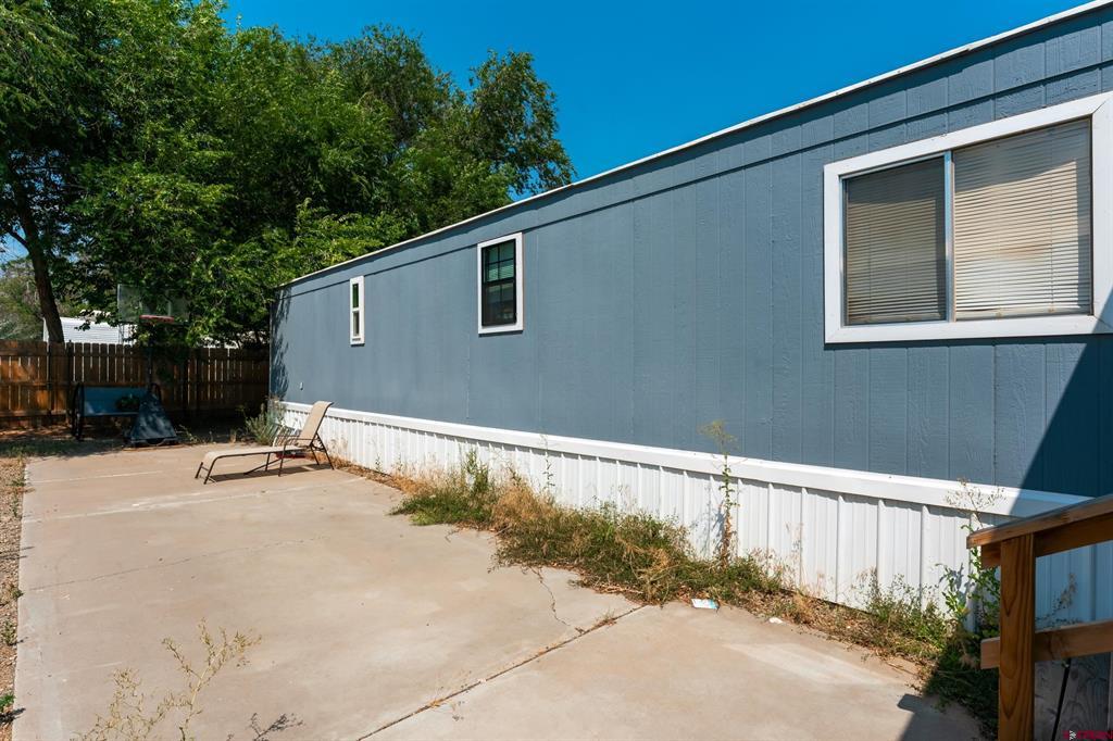 641 S Broadway Property Photo 24