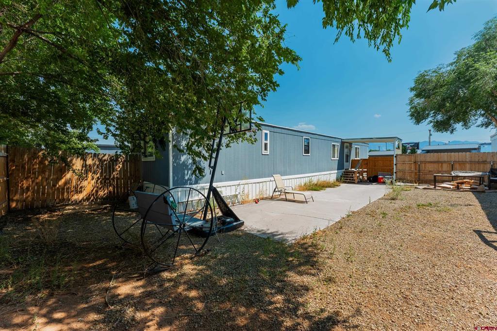 641 S Broadway Property Photo 25