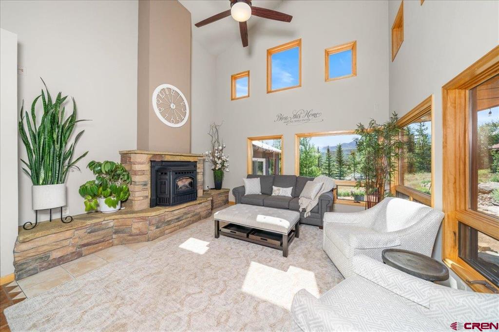 200 Rabbit Brush Court Property Photo 4