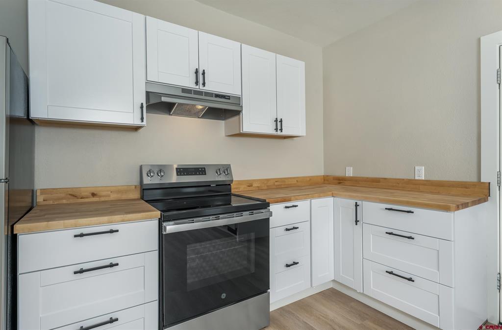 209 S Chestnut Property Photo 5