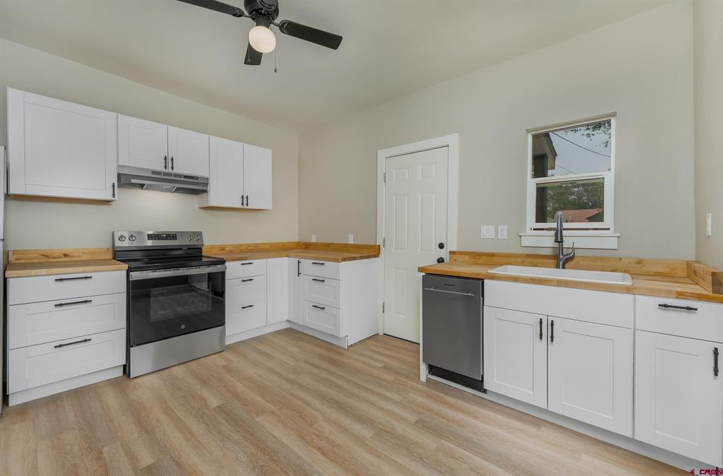 209 S Chestnut Property Photo 6