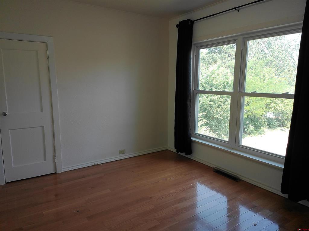 611 W Kansas Avenue Property Photo 7