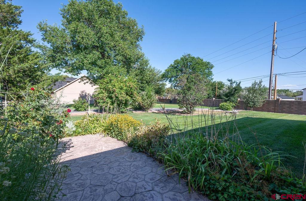702 Galaxy Drive Property Photo 12