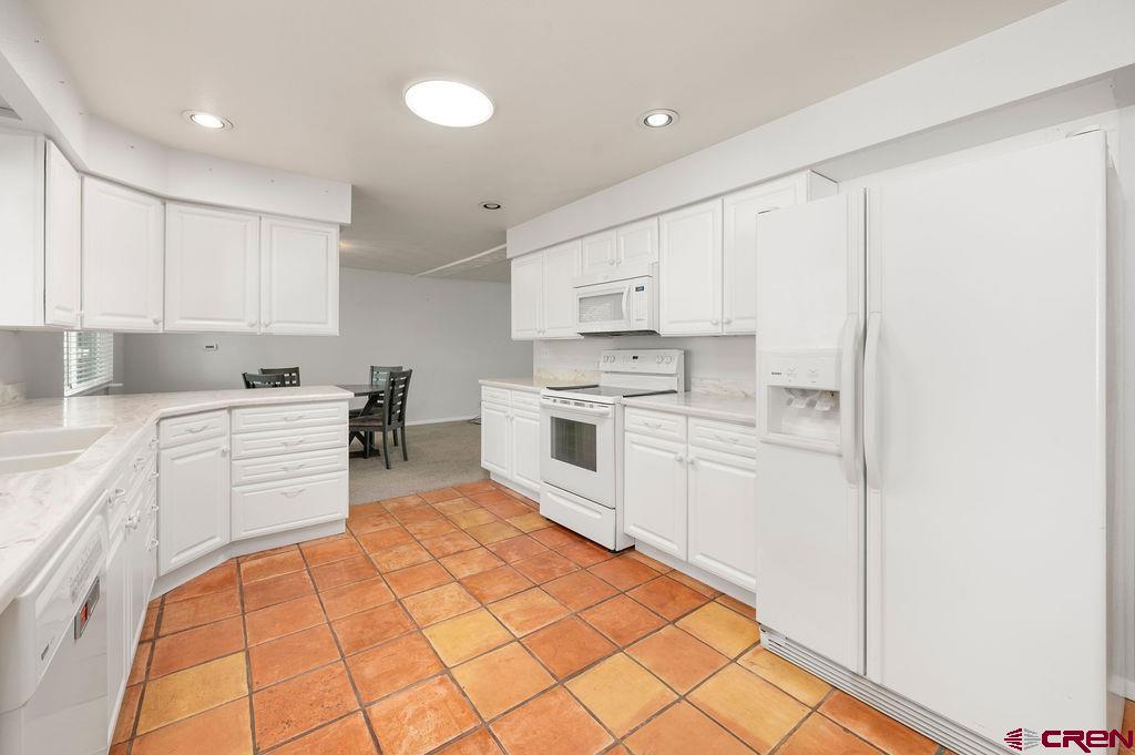 702 Galaxy Drive Property Photo 27