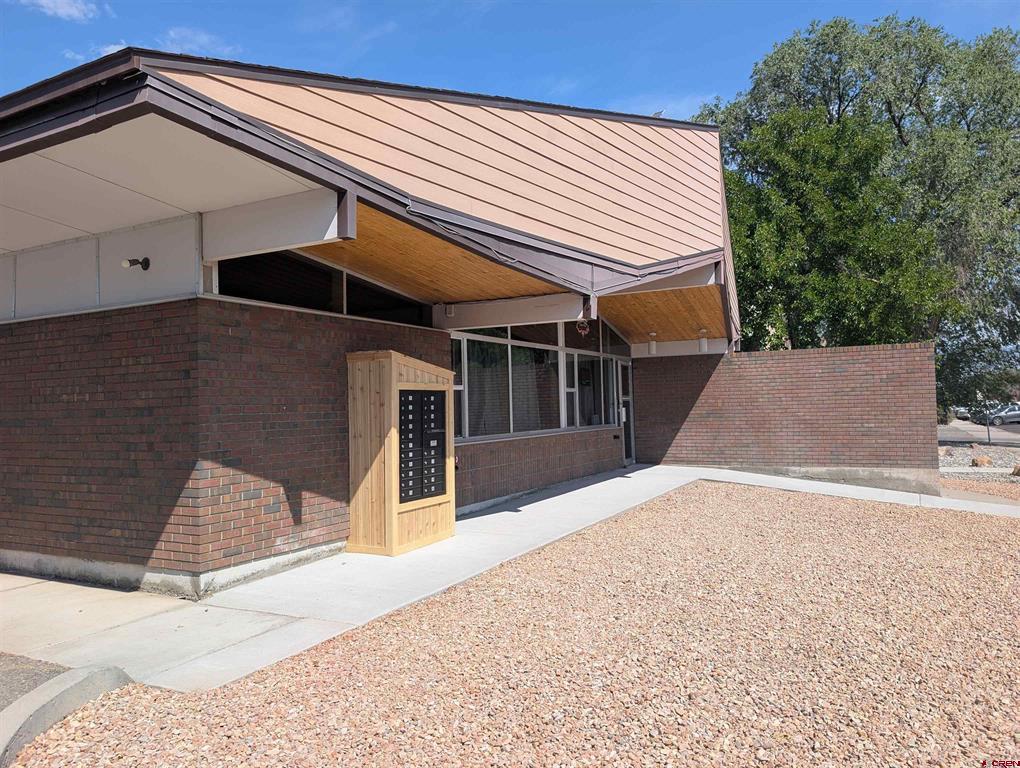 555 Meeker Street Property Photo 1