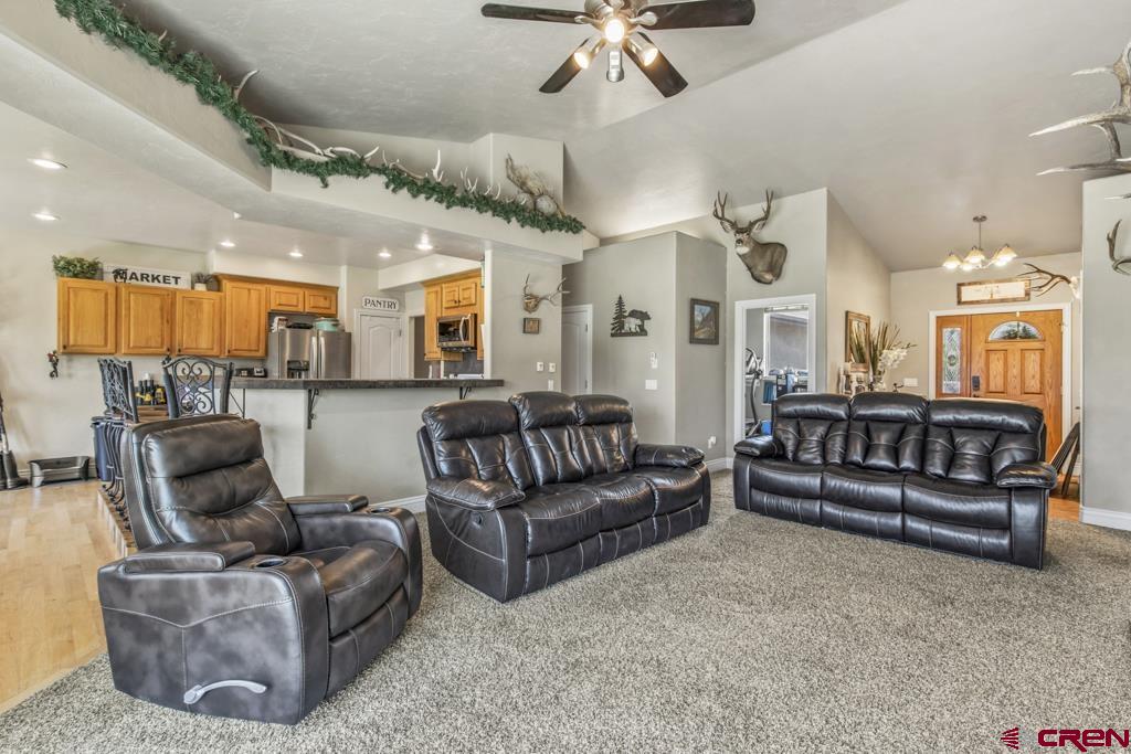 62879 Highway 90 Property Photo 2