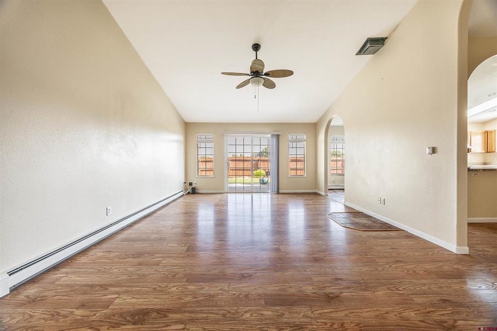 1795 N Apple Drive Property Photo 4