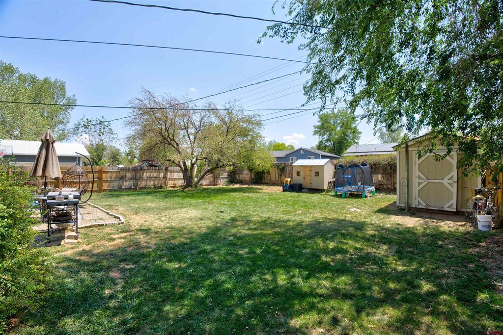 1501 Navajo St. Property Photo 31