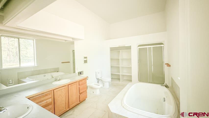 782 Colonial Drive Property Photo 11