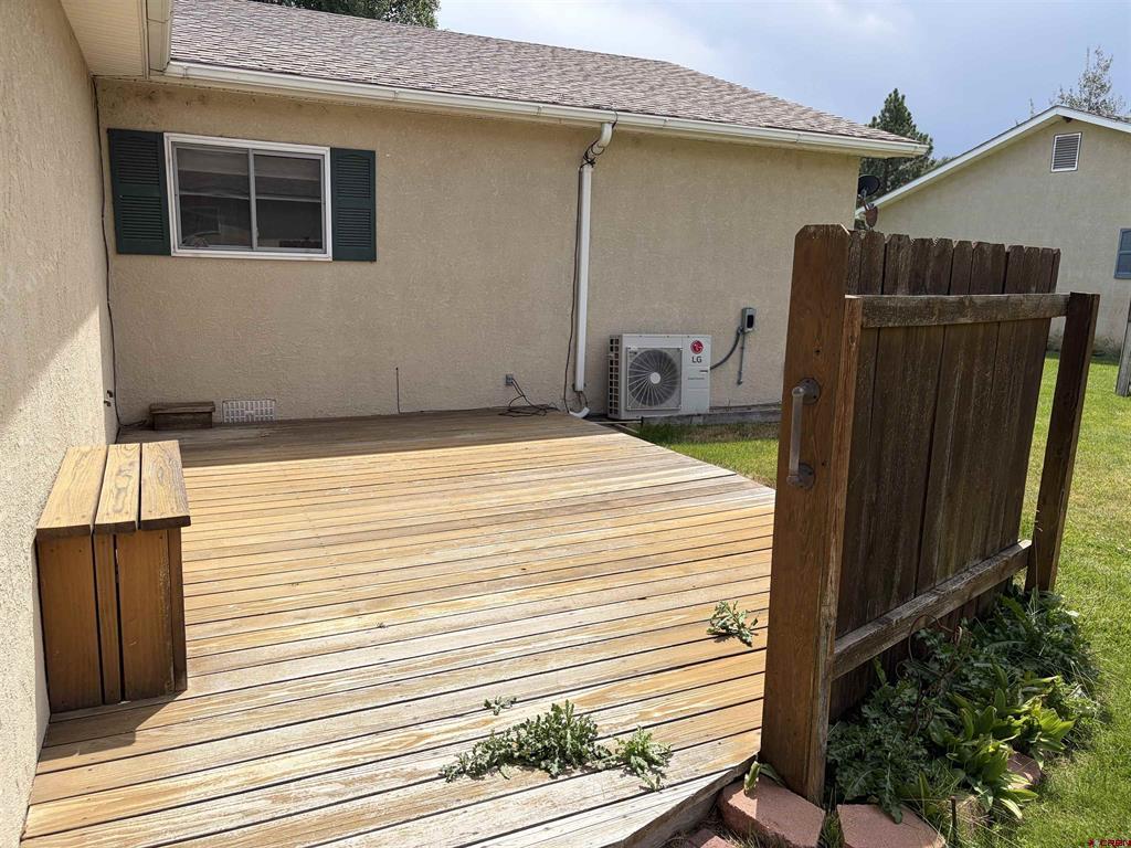 61 Meadow Lane Property Photo 3