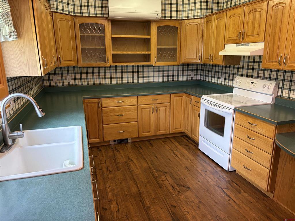 61 Meadow Lane Property Photo 14