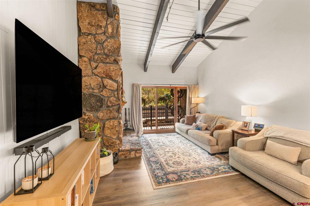 32 Hunter Hill Road Property Photo 5