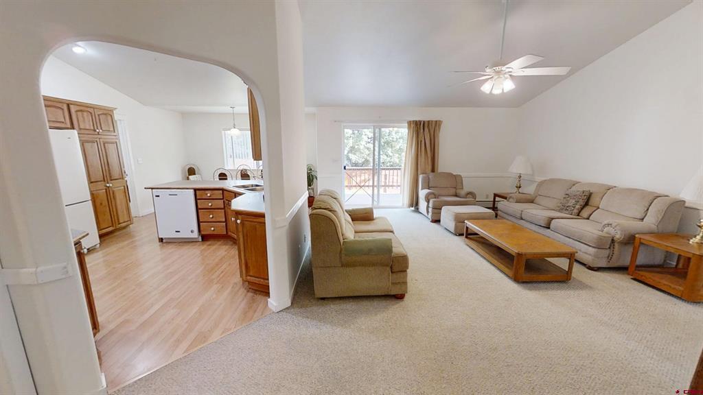286 Meadows Circle Property Photo 5