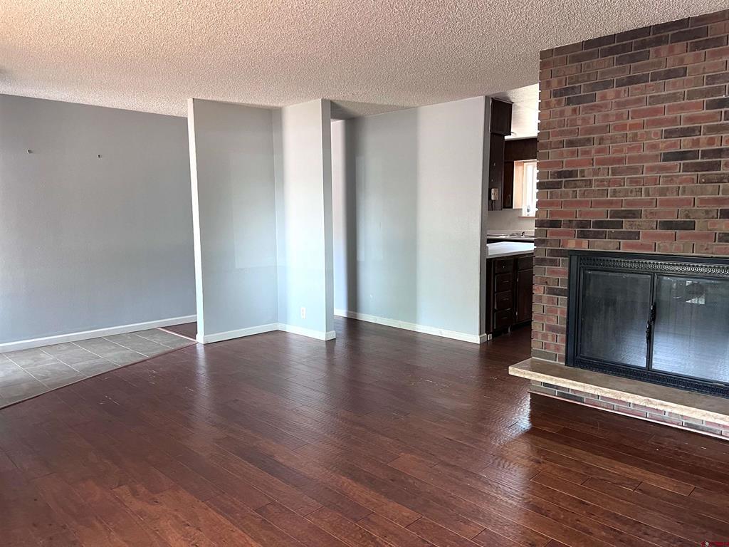 2333 Thomas Avenue Property Photo 2