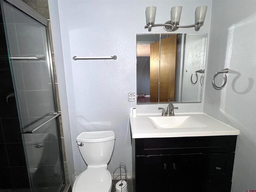 2333 Thomas Avenue Property Photo 17