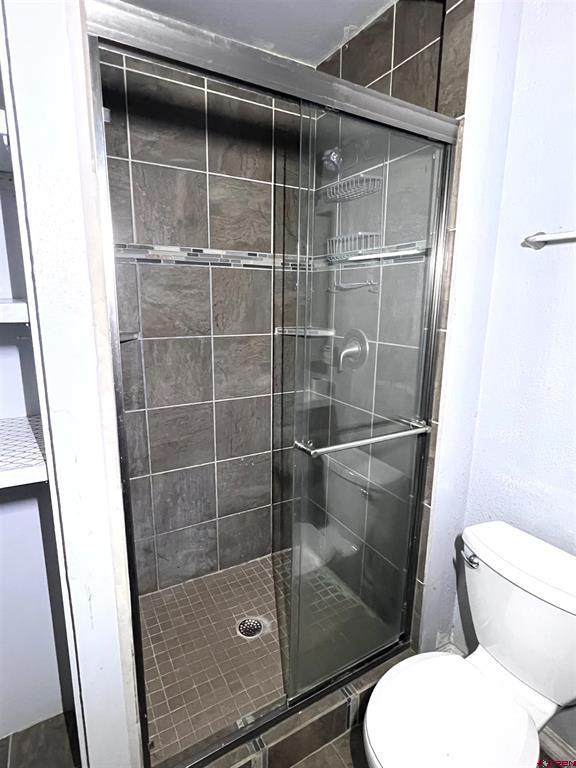 2333 Thomas Avenue Property Photo 18