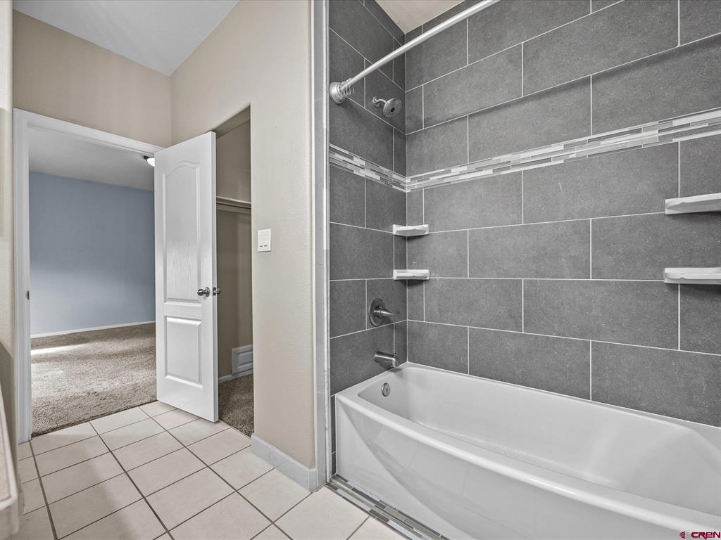 2563 Trails End Court Property Photo 20