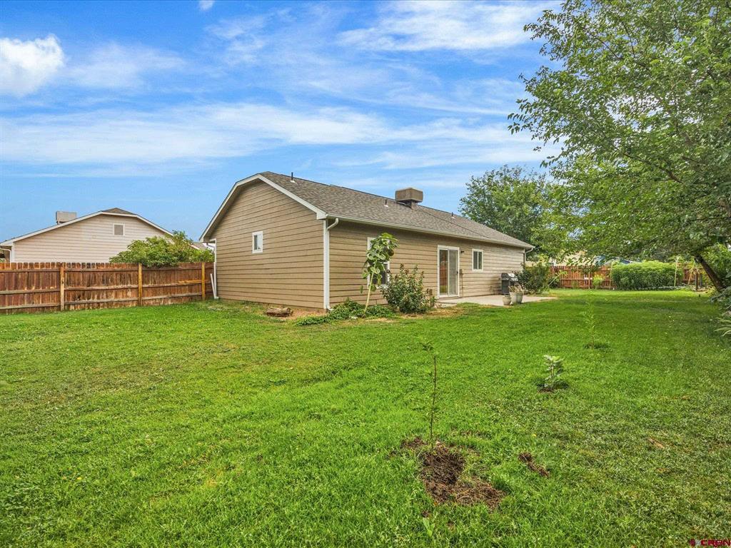 2563 Trails End Court Property Photo 33