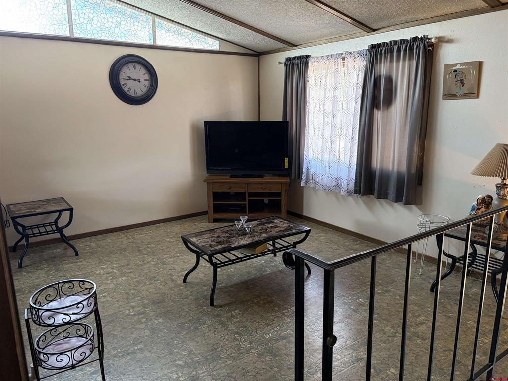 510 Henderson Street Property Photo 4