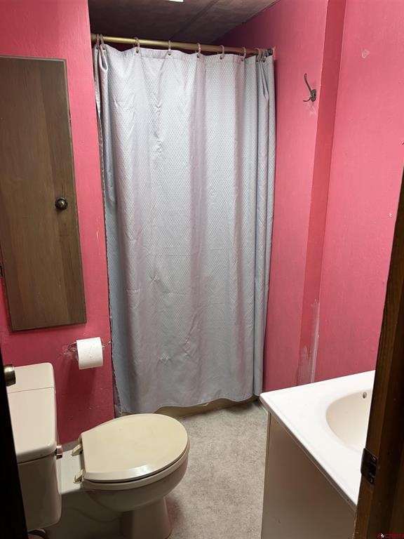 510 Henderson Street Property Photo 13