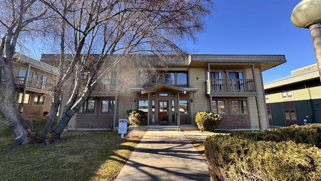 484 Turner Drive Property Photo 1