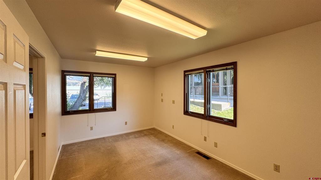 484 Turner Drive Property Photo 5