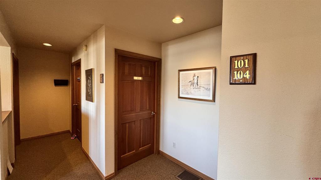 484 Turner Drive Property Photo 14