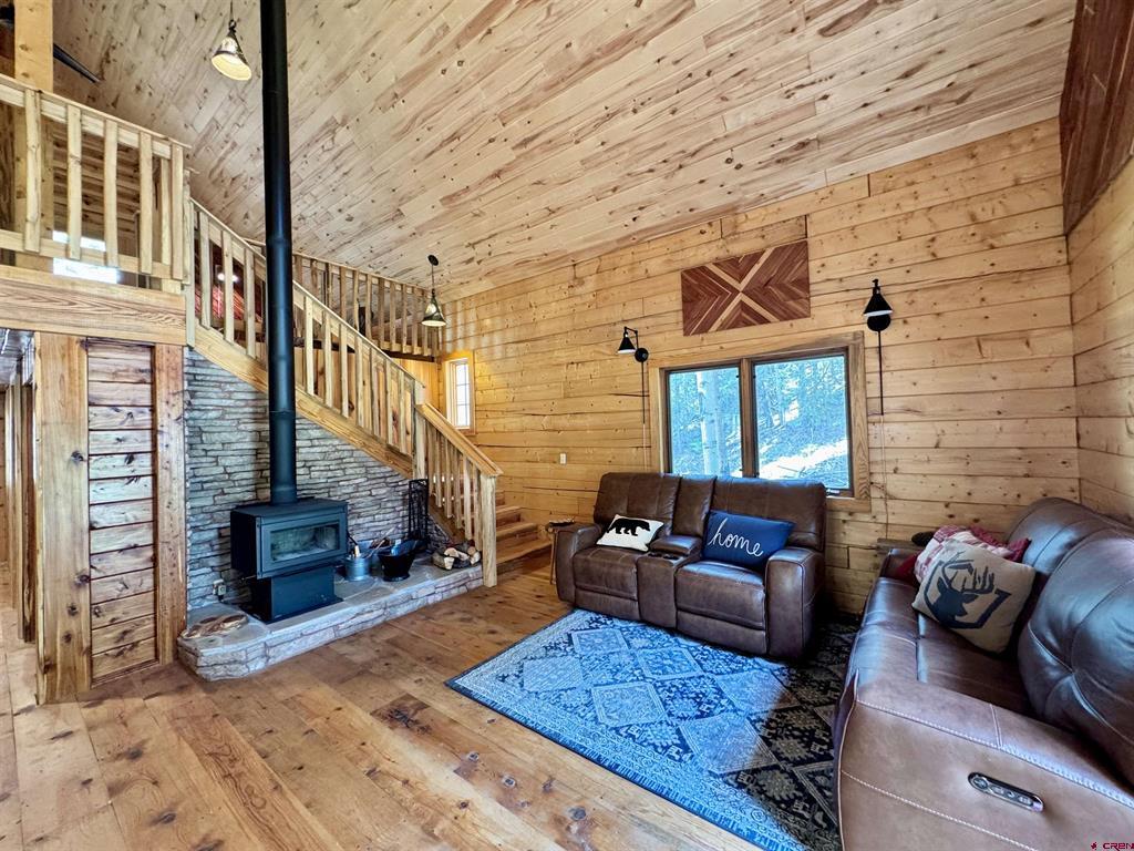 1043 Elk Street Property Photo 11