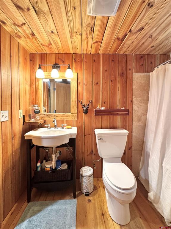 1043 Elk Street Property Photo 25