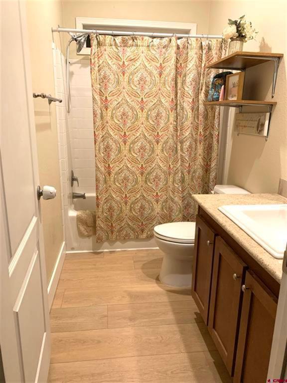 5063 Baldy Court Property Photo 11