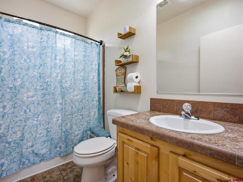 1557 I Road Property Photo 16