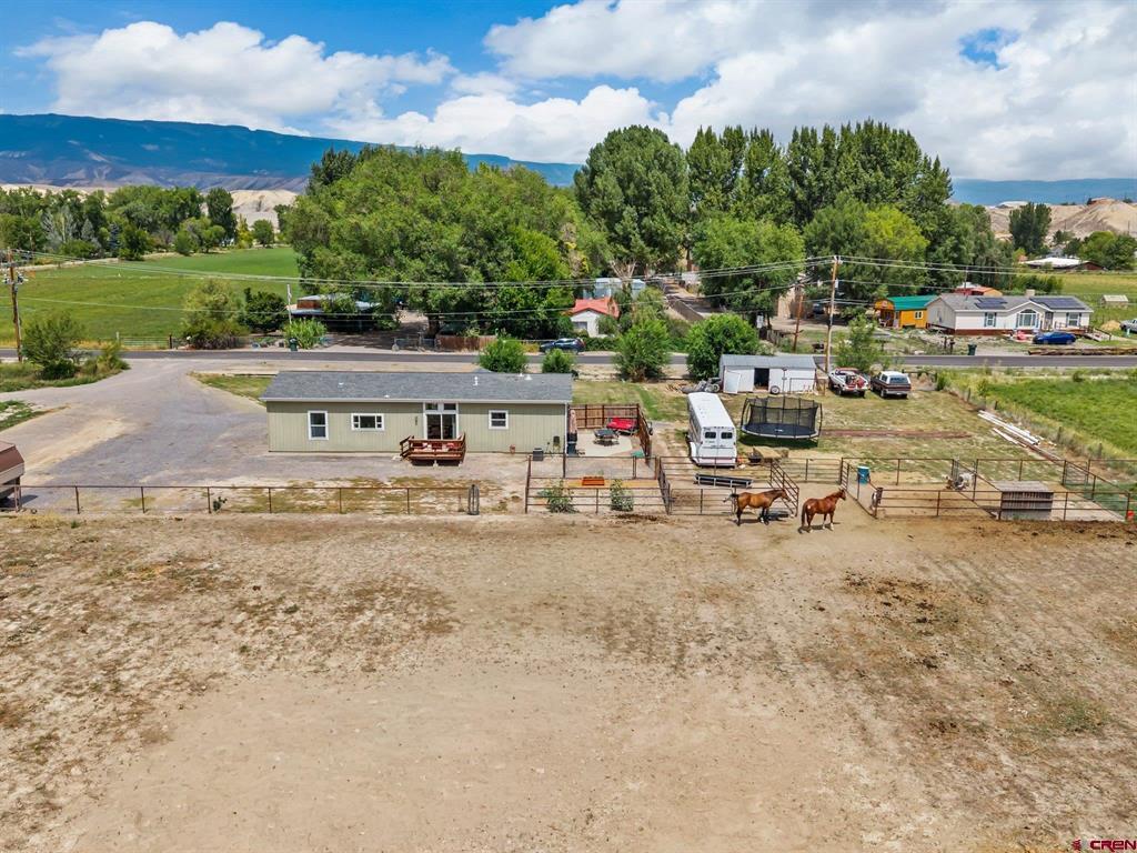 1557 I Road Property Photo 23