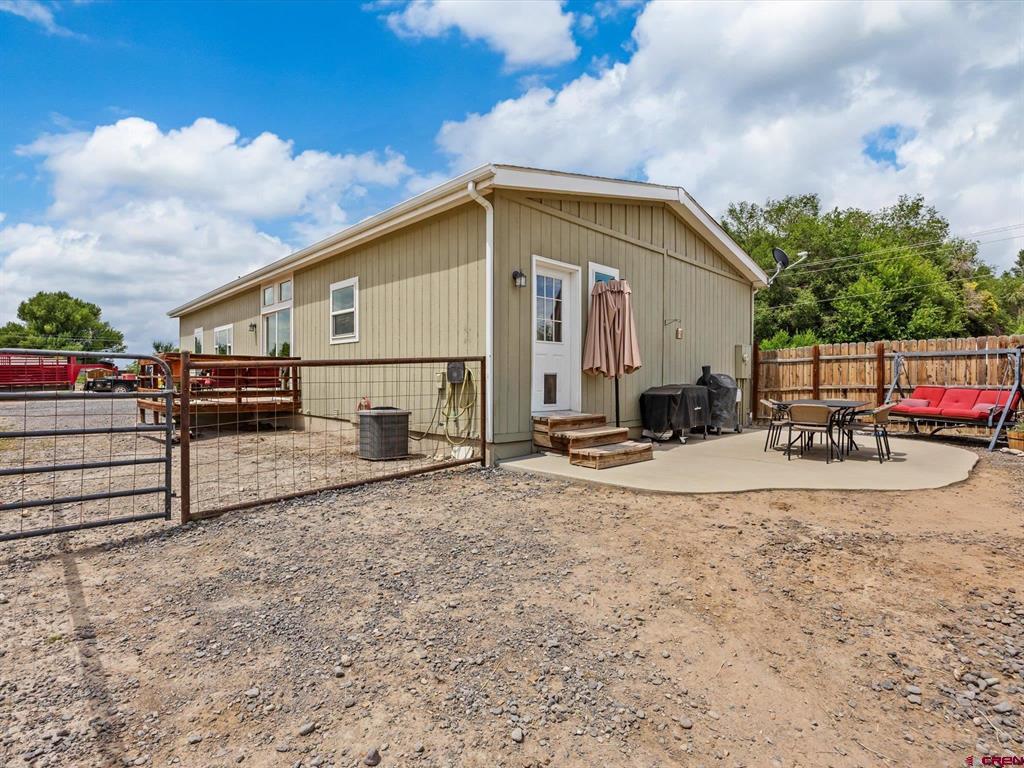 1557 I Road Property Photo 26