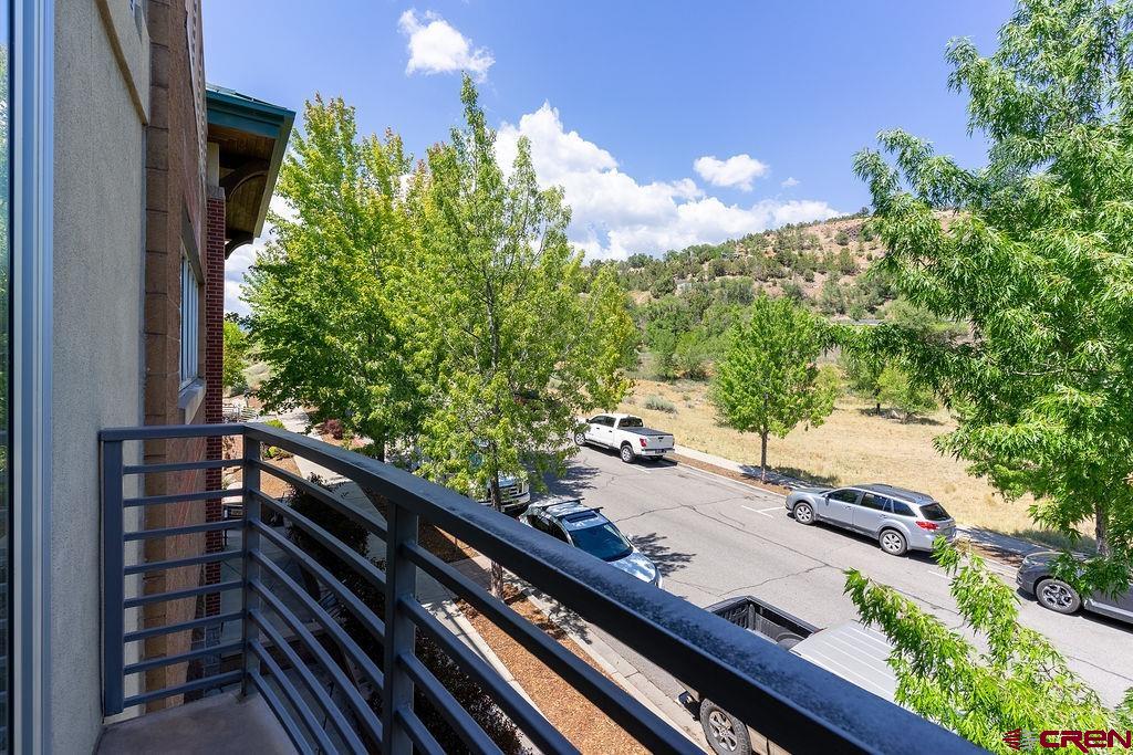 555 Rivergate Lane Property Photo 7