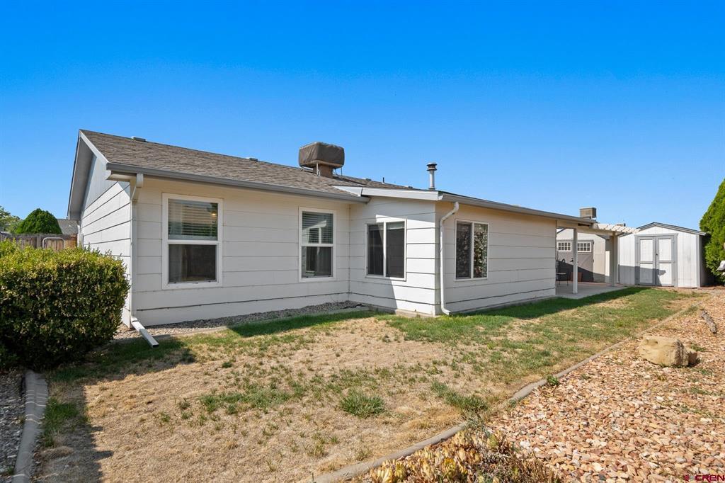 3054 Camelot Place Property Photo 4