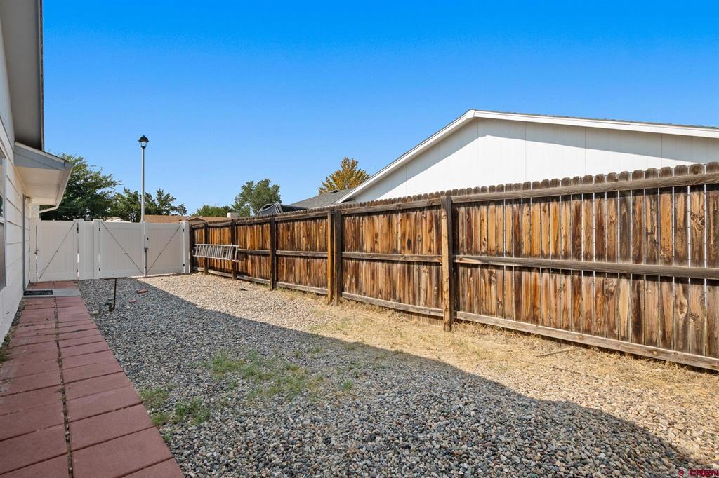 3054 Camelot Place Property Photo 25