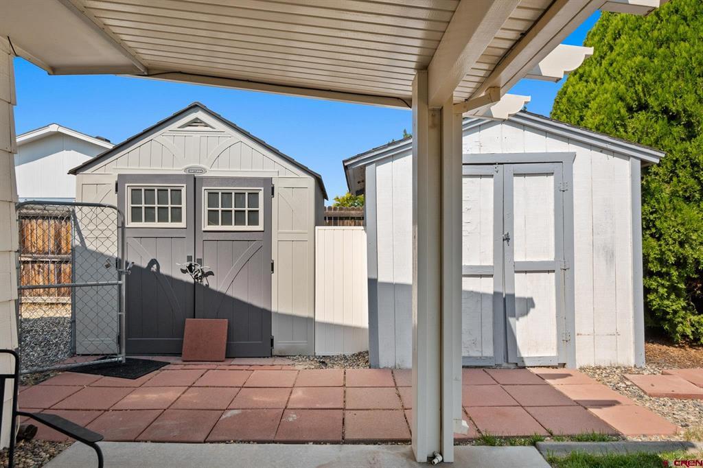 3054 Camelot Place Property Photo 28