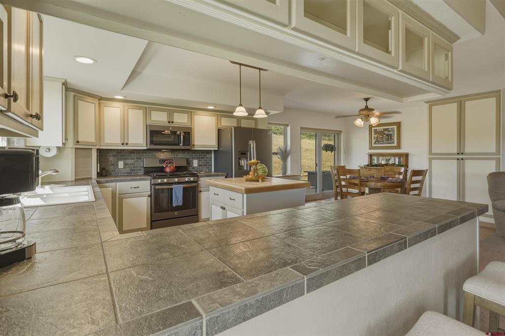 109 Cape Place Property Photo 11