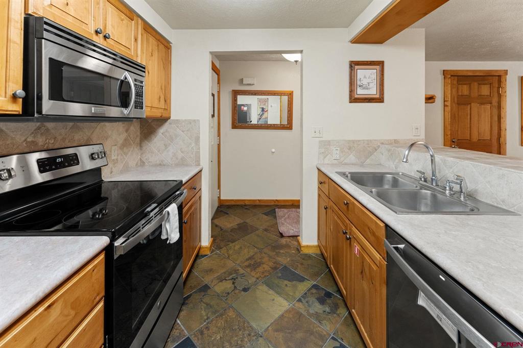 651 Gothic Road Property Photo 24