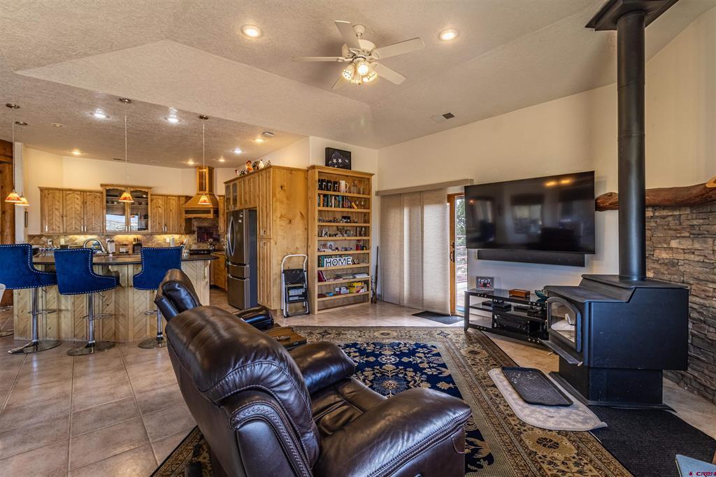 115 Road 2776 Property Photo 16