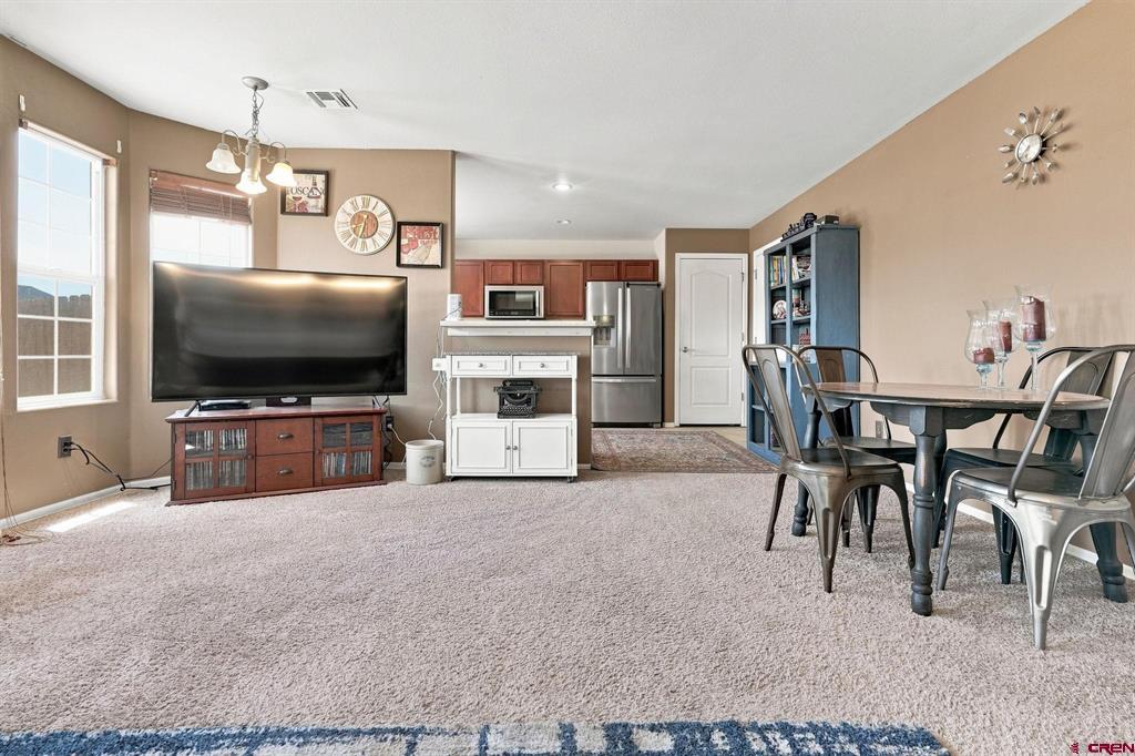 393 E 5th Street Property Photo 8