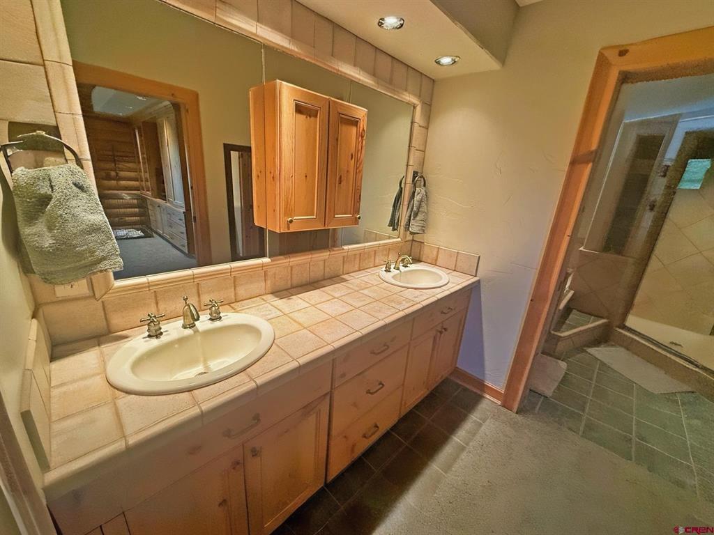 243 N Skyline Drive Property Photo 18