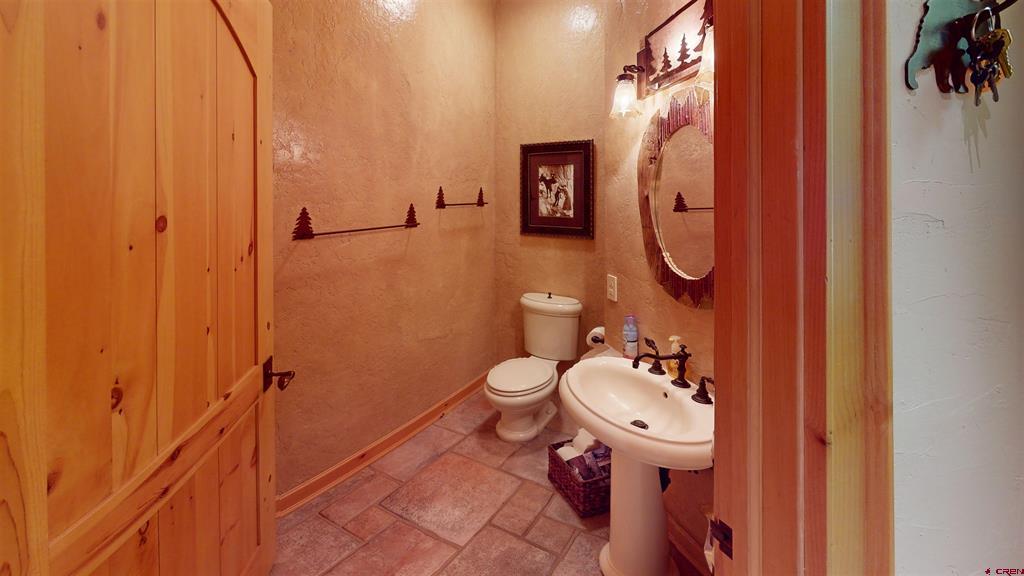 243 N Skyline Drive Property Photo 20