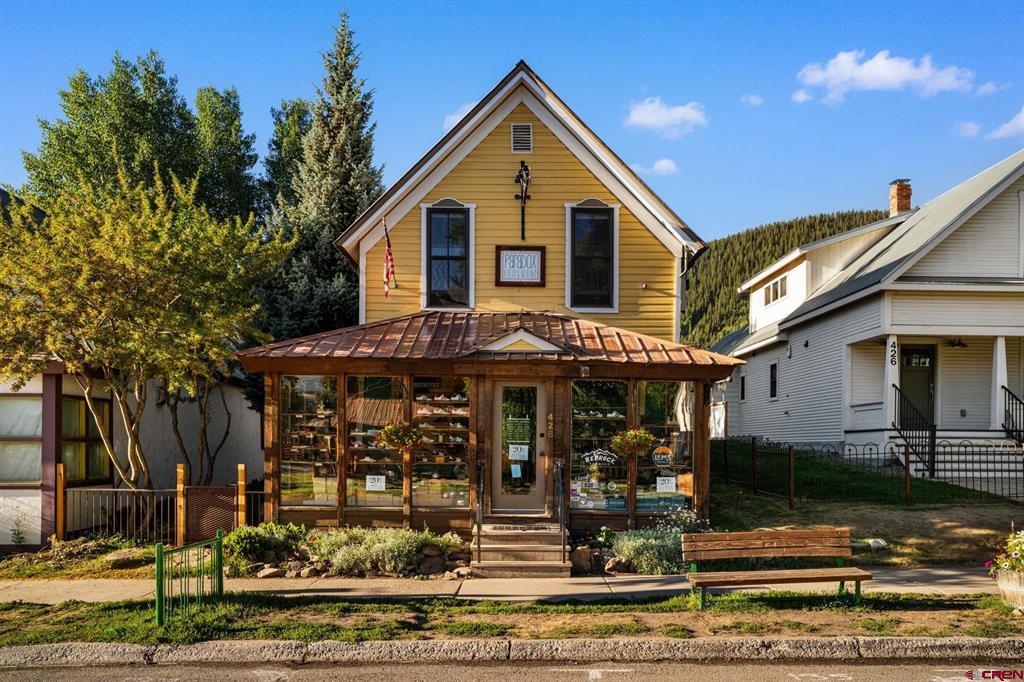 428 Elk Avenue Property Photo 1