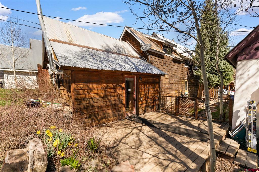 428 Elk Avenue Property Photo 33