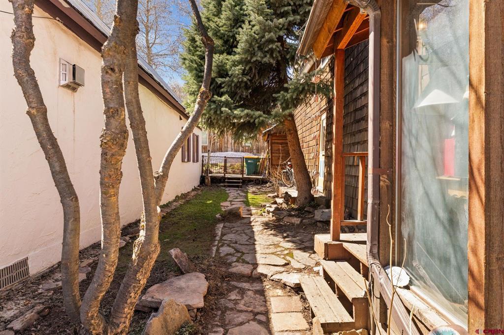 428 Elk Avenue Property Photo 36