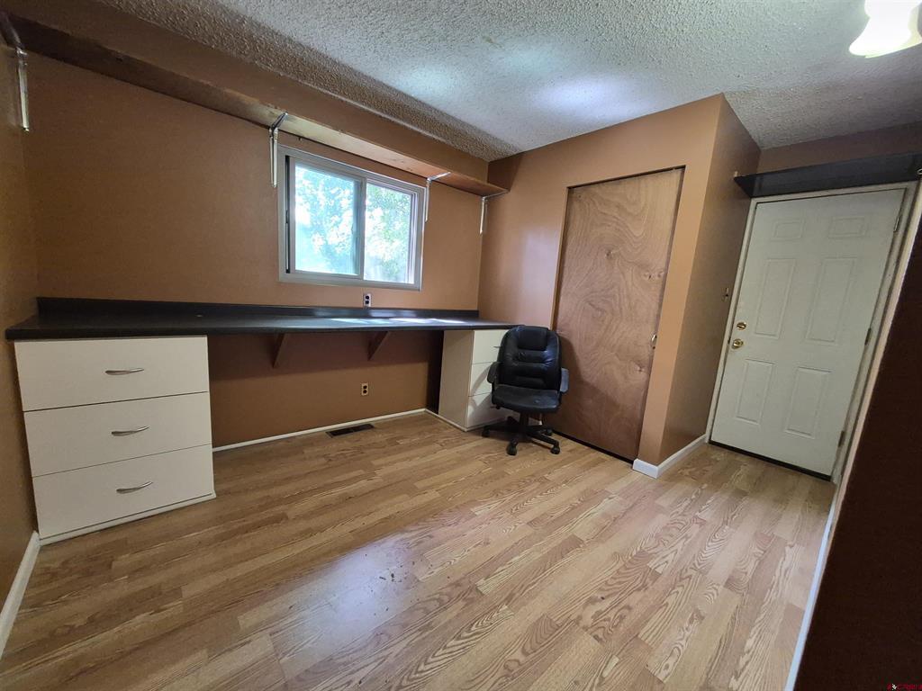 910 Garrison Drive Property Photo 3