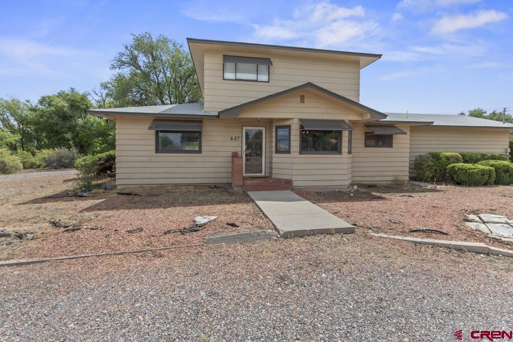 647 Garnet Avenue Property Photo 1