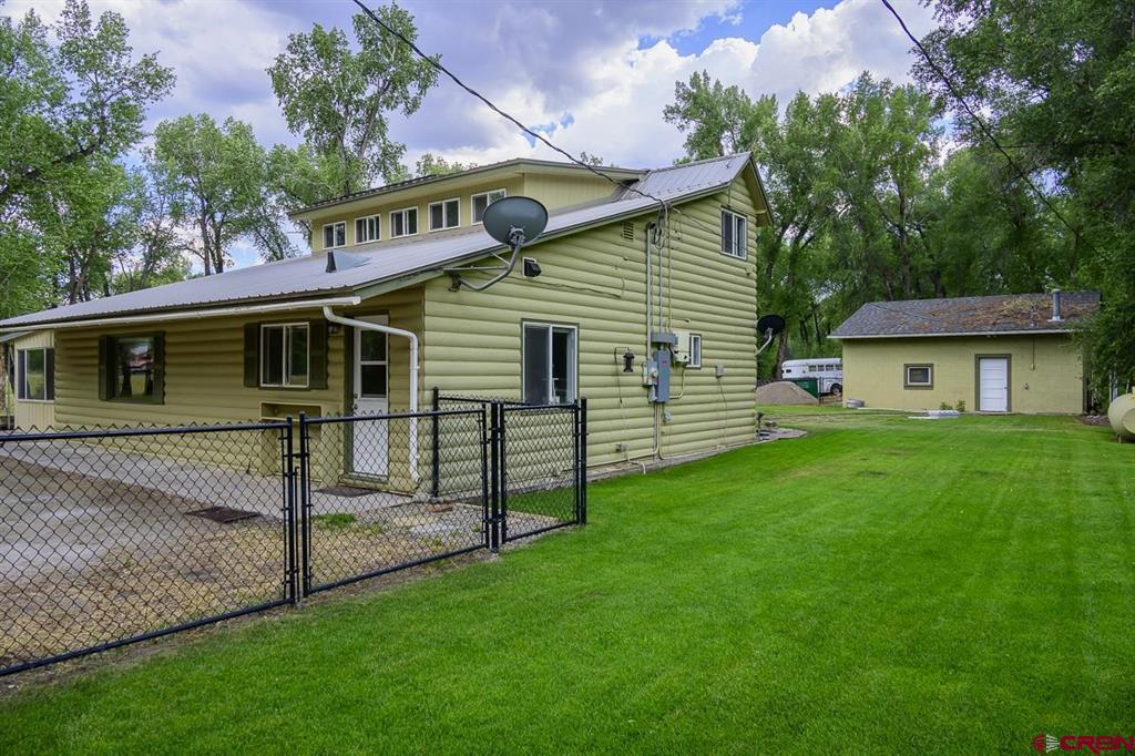 37651 Us Highway 50 Property Photo 17